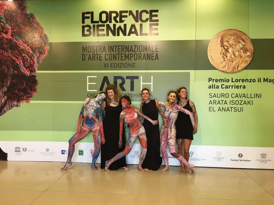 Inconsistent Wor(l)ds